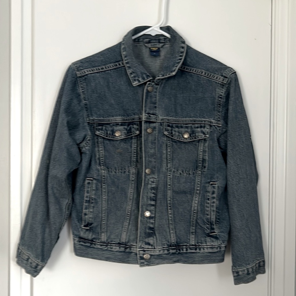 OshKosh jean jacket, boys size 10. Barely worn, in very good condition